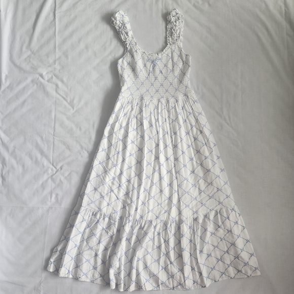 Blu Pepper White Smocked Midi Dress Womens Size M Blue Bow Pattern Coquette Doll - Picture 2 of 13